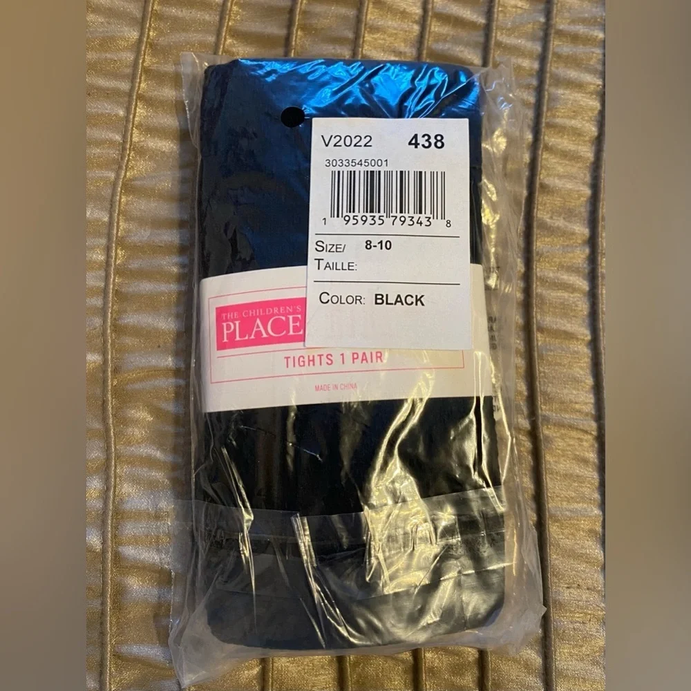 NEW - The children’s place girl tights 1 pair. Size 8-10.
